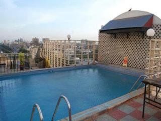 Hotel Celebrations à Navi Mumbai Extérieur photo