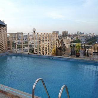 Hotel Celebrations à Navi Mumbai Extérieur photo